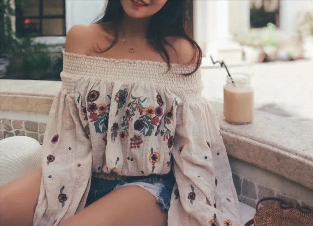 Boho Lantern Sleeved Embroidered Blouse - Festigal