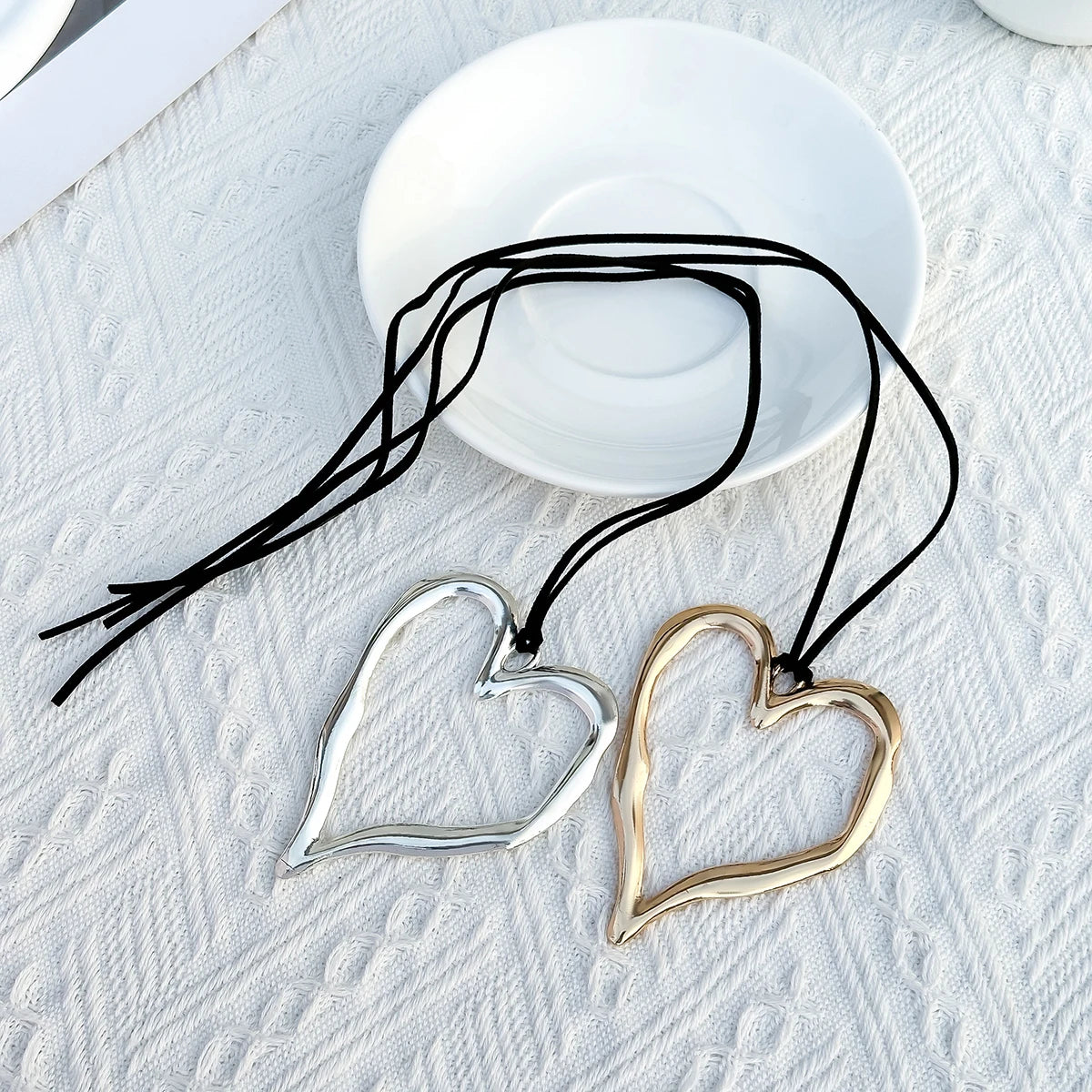 Extra Large Hollowed Heart Pendant Necklace - Festigal