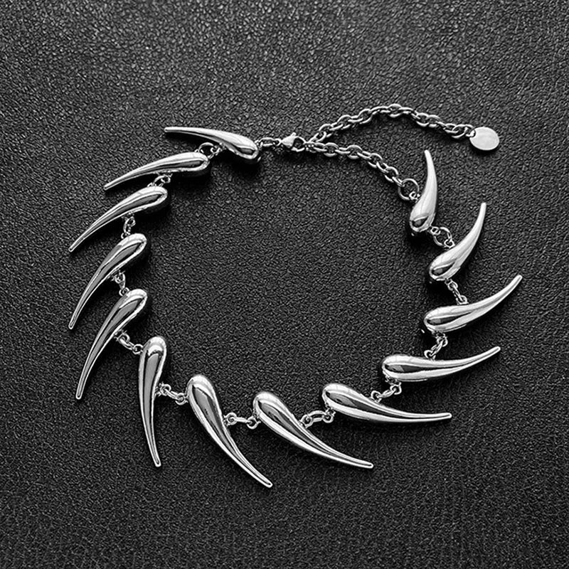 Wolf Tooth Choker - Festigal