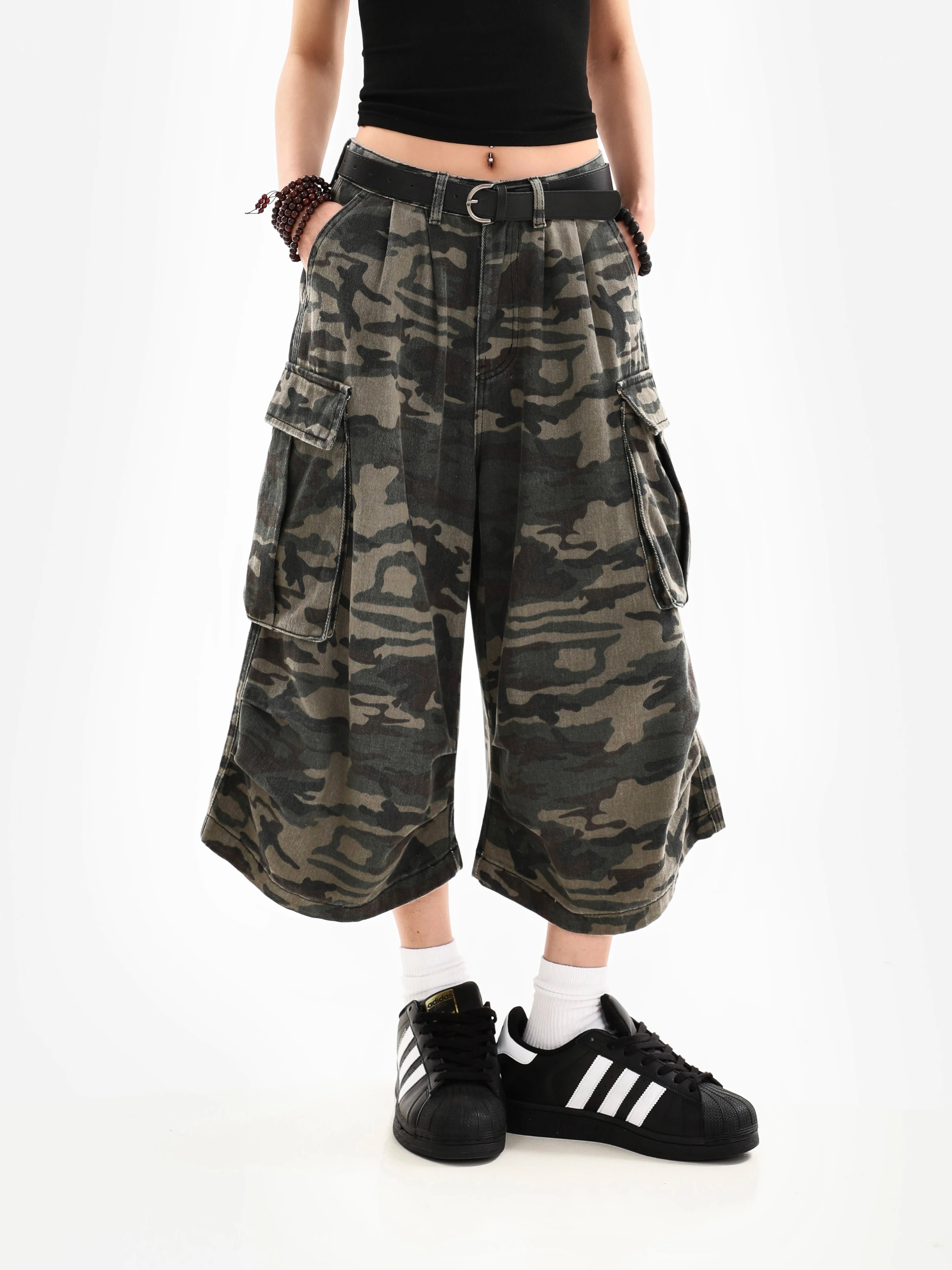 Camo Cropped Capri Trousers - Festigal