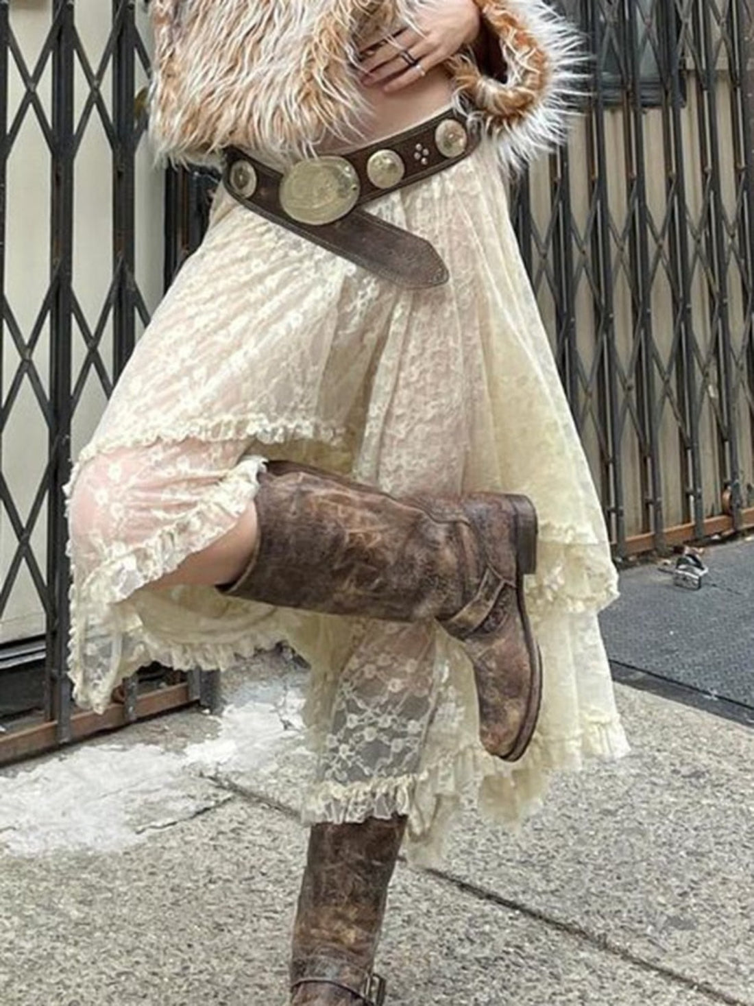 Asymmetical White Lace Boho Midi Skirt - Festigal