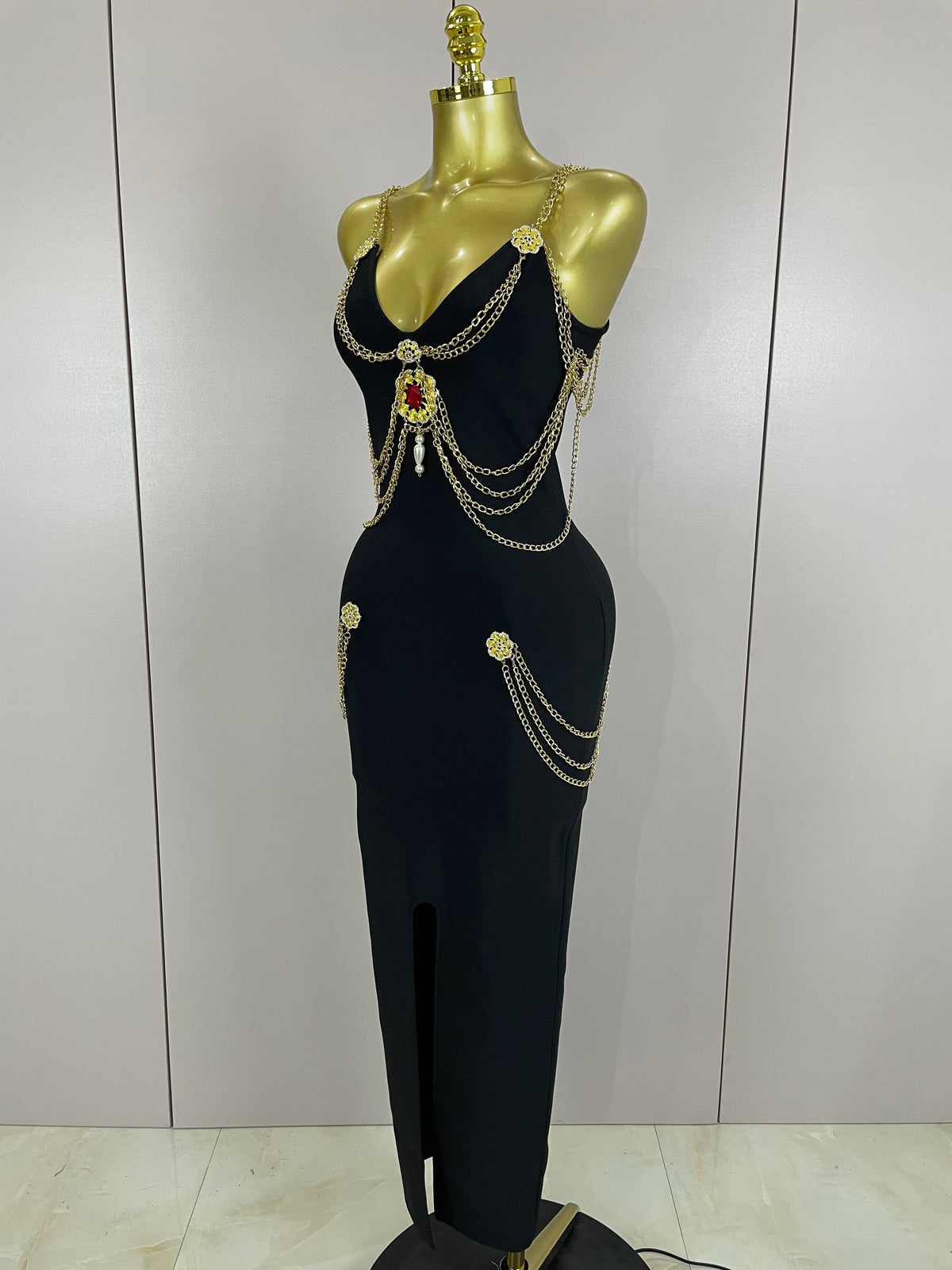 Brooch Chain Maxi Dress - Festigal