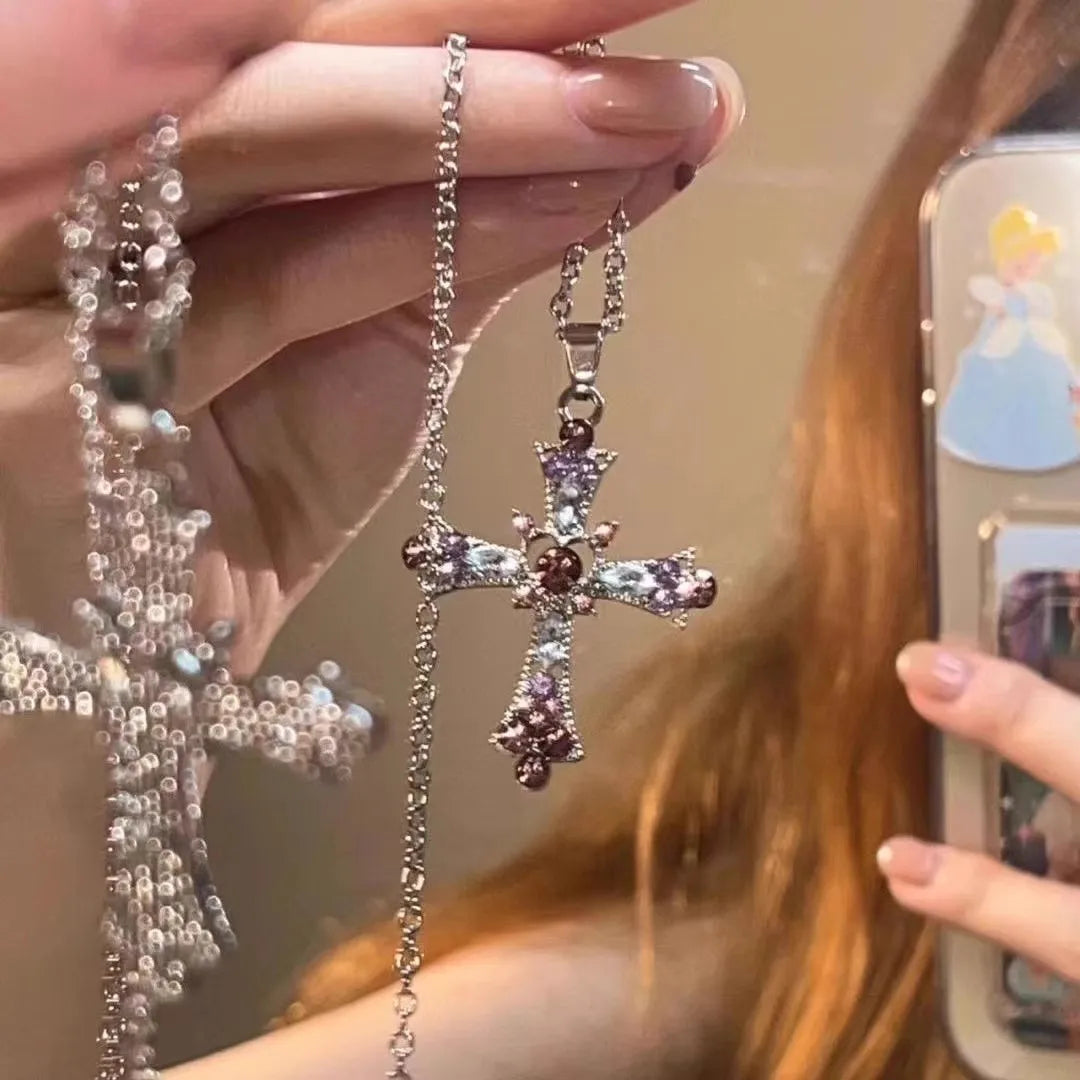 Vintage Style Goth Cross - Festigal