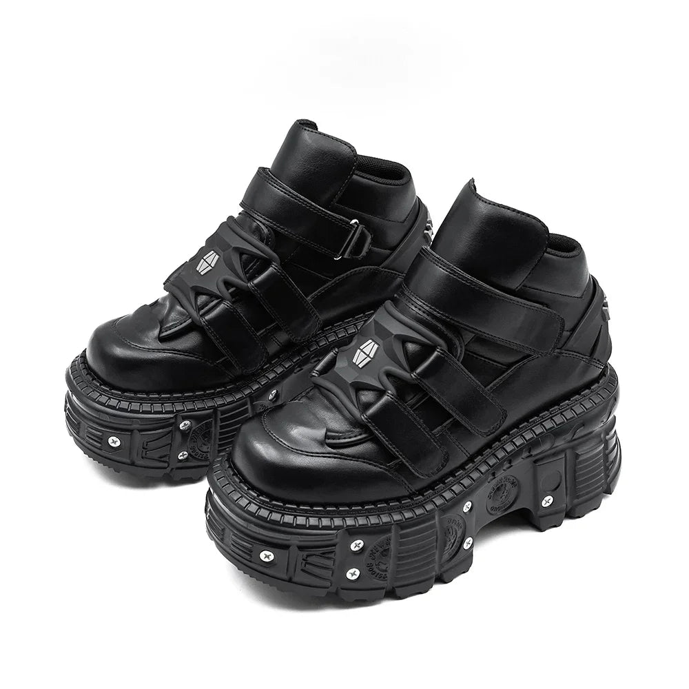 Black Platform Boots - Festigal