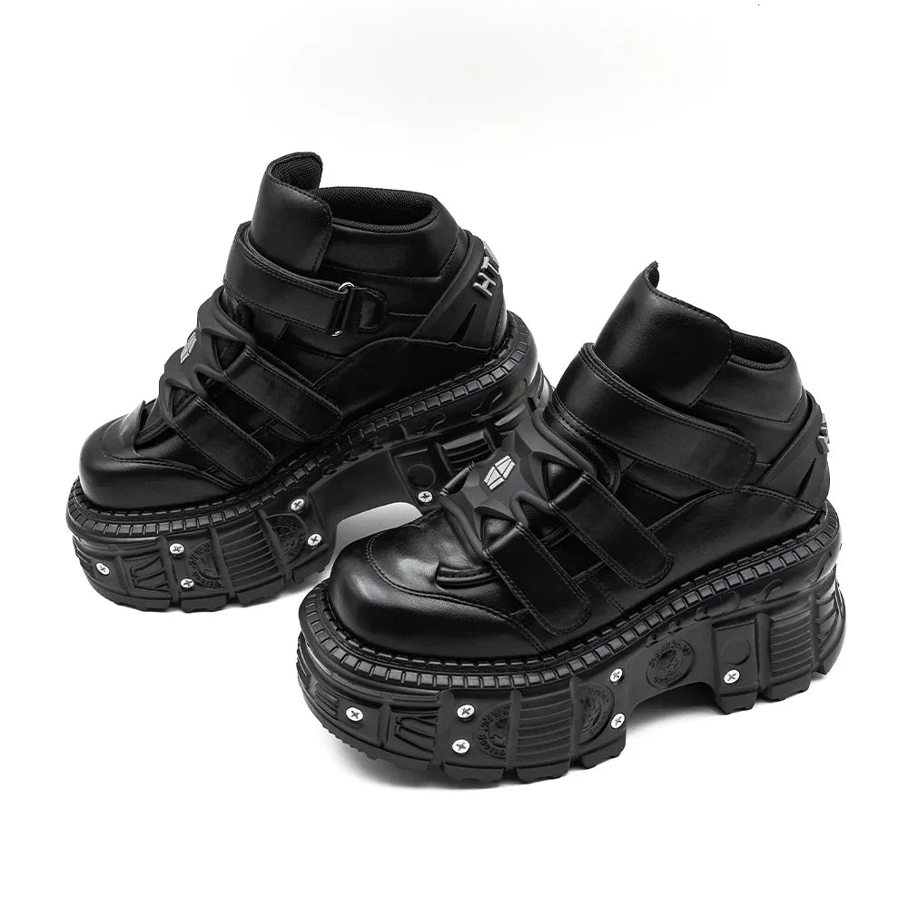 Black Platform Boots - Festigal