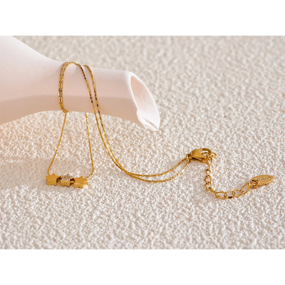 Trio Of Stars Necklace - Festigal