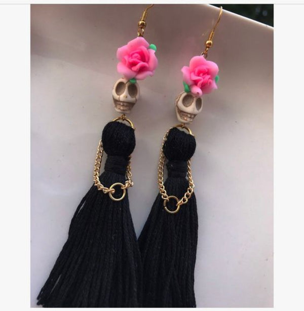 Black Tassel Goth Skull Earrings - Festigal