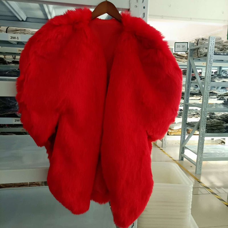 Statement Faux Fur Heart Cape - Festigal