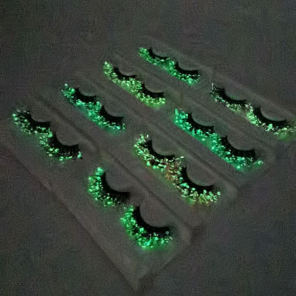 Luminous Sequin False Eye Lashes - Festigal