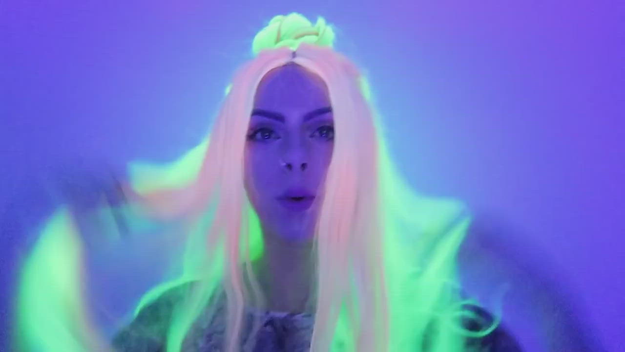 Neon Fluorescent Hair Braid